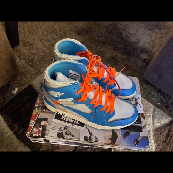 Offwhite ones